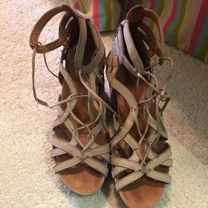 Gentle souls taupe tie up wedges